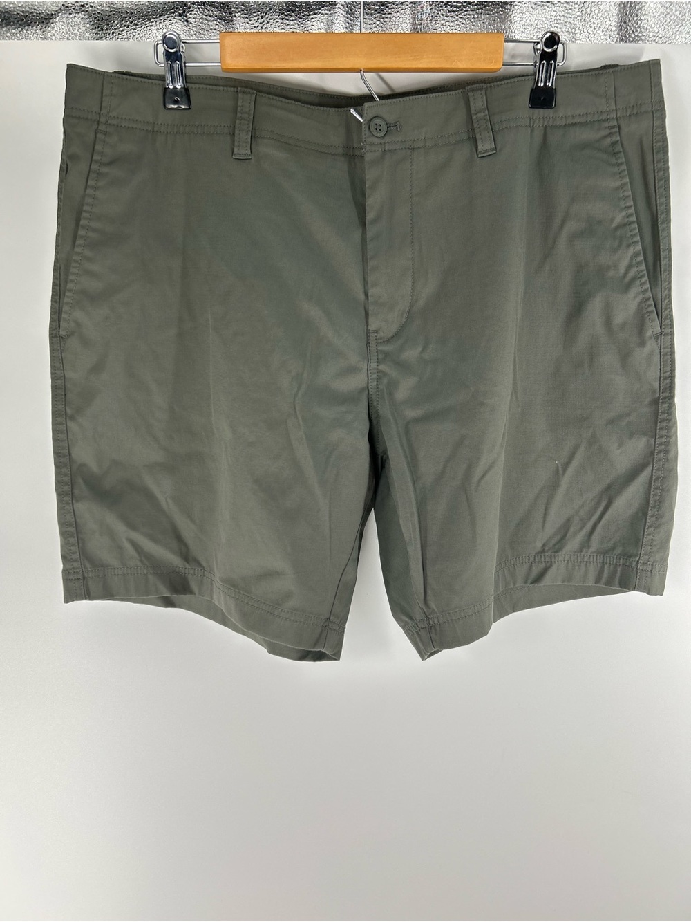 Duck Head Men's Olive Flat Front Shorts